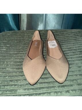 MIA Kerri Pointed Toe Flat